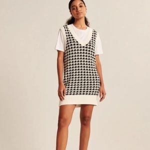 LIKE NEW Abercrombie houndstooth sweater vest sleeveless dress